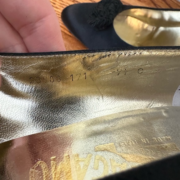 Vintage Ferragamo Heels - Picture 7 of 10
